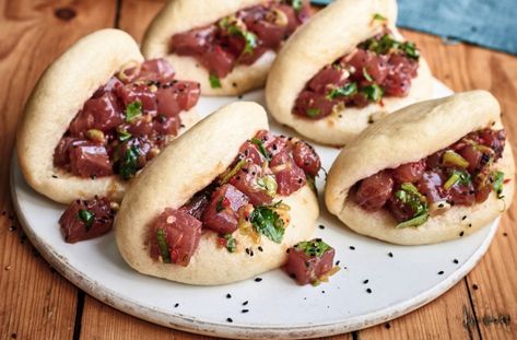 Nadiya Hussain's Bao Buns With Spicy Tuna | Chinese Recipes | GoodtoKnow Bao Bun Recipe, Nadiya Hussain Recipes, Nadiya Hussain, Raw Tuna, Fish Snacks, Tuna Recipe, Bao Buns, Spicy Tuna, Bun Recipe