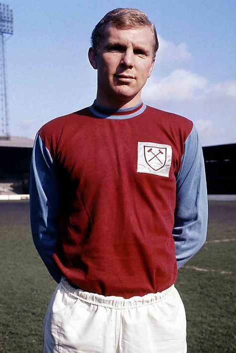 Bobby Moore West Ham United 1965 Stanley Matthews, Gerd Muller, Bobby Moore, Bobby Charlton, West Ham United Fc, Wayne Rooney, Bbc Sport, Champions League Final, West Ham United