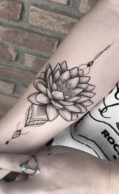 Water Lily Tattoo, Tatuaje Cover Up, Mandela Tattoo, Water Lily Tattoos, Flower Tattoo Drawings, Unalome Tattoo, Lily Tattoo, Spiritual Tattoos, Lotus Tattoo