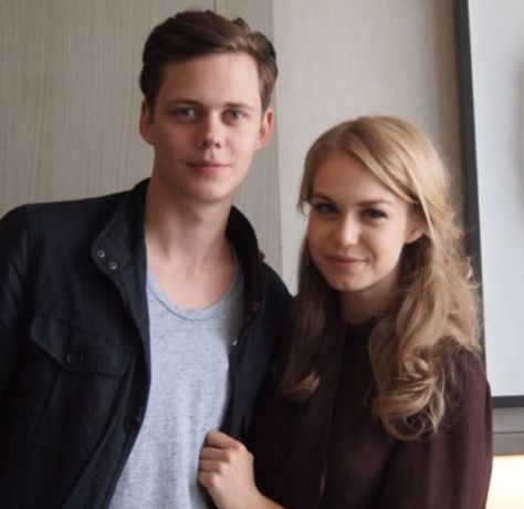 Bill Skarsgård as Roman Godfrey and Penelope Mitchell as Letha Godfrey in the Netflix series Hemlock Grove Letha Godfrey, Hemlock Grove Cast, Hemlock Grove Roman, Bill Skarsgard Hemlock Grove, Billy Skarsgard, Penelope Mitchell, Rainy Day Movies, Landon Liboiron, Roman Godfrey