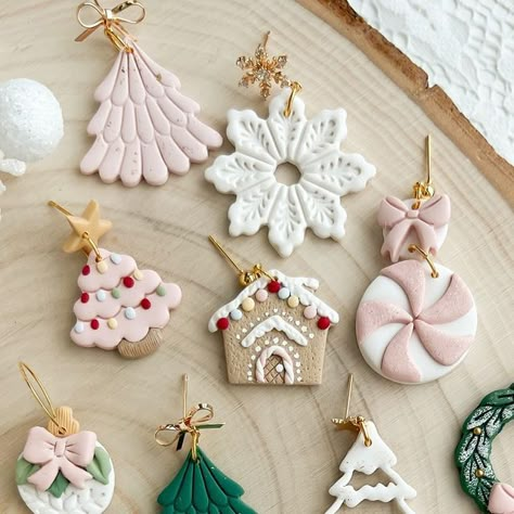 Christmas Ornaments Polymer Clay, Polymer Christmas Ornaments, Fimo Ornaments, Clay Ornament Ideas, Christmas Ornaments Ceramic, Clay Earrings Diy, Clay Christmas Decorations, Ceramic Christmas Decorations, Diy Air Dry Clay