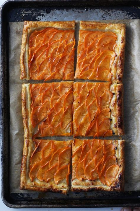 Persimmon Tart, Persimmon Cookies, Persimmon Bread, French Apple Tart, Persimmon Recipes, Pie Tart, Sweet Tarts, Tart Recipes, Persimmon