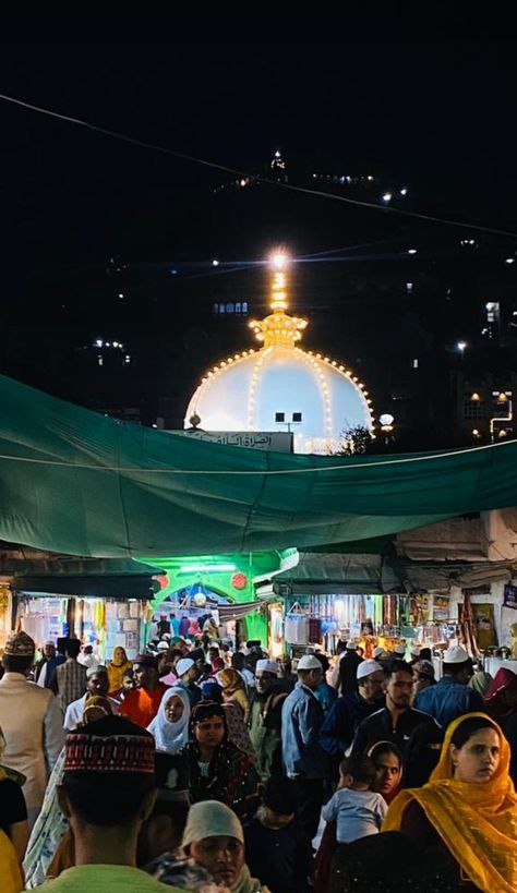 Ya Khwaja Garib Nawaz, Grave Pics, Muslim Grave Pics, Islamic Asthetics, Khwaja Garib Nawaz, Khwaja Ji, Khwaja Ji Pic, Garib Nawaz, Beautiful Moon Pictures