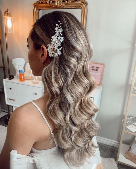 Bridal Waves, Glamorous Wedding Hair, Old Hollywood Hair, Jay Kay, Bridal Hair Down, Wedding Hairstyles And Makeup, Bride Hair Piece, Glam Wedding Makeup, Glam Waves