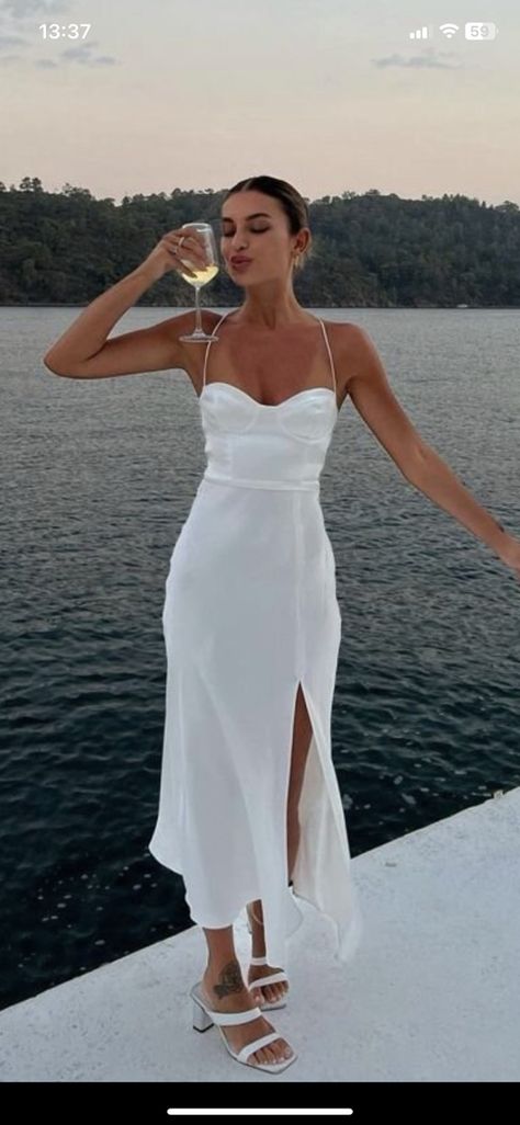 White Night Outfit Beach, White Resort Dress, Whiteout Party, Short White Summer Dress, Elegant Feminine Seductive Style, White Classy Dress, White Heels Outfit, Yacht Party Outfit, White Elegant Dress