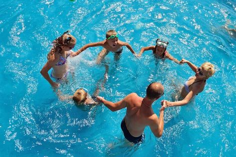 Family Swimming Pool, Family Pool Photoshoot, Pool Photoshoot, Swimming Pool Pictures, Children Holding Hands, Family Playing, Family Swimming, Swimming Pool Photos, 2024 Family