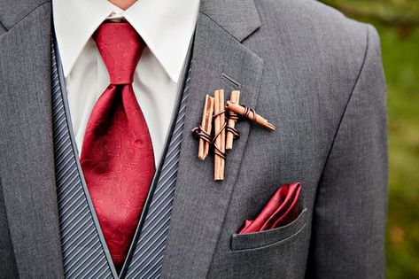 30 Brilliant Unique Wedding Boutonnieres, Buttonholes | weddingsonline Boutonniere Alternative, Grooms And Groomsmen, Apple Orchard Wedding, Deep Red Lipsticks, Foodie Wedding, Wedding Boutonnieres, Wedding Donuts, Button Holes Wedding, Orchard Wedding