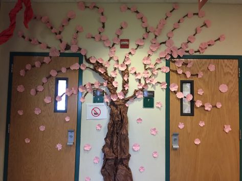 Cherry Blossom Door Decoration, Cherry Blossom Tree Room Decor, Cherry Blossom Tree Decoration, Sakura Tree Decoration, Cherry Blossom Classroom Decoration, Japan Bulletin Board, Cherry Blossom Bulletin Board, Diy Cherry Blossom Tree, Multicultural Fair