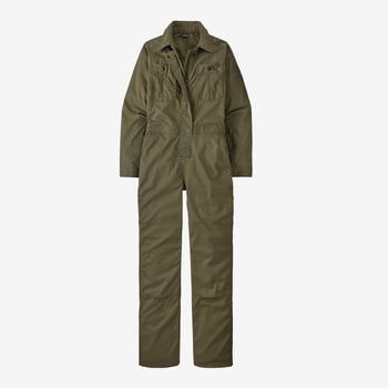 Patagonia Shop, Patagonia Outfit, Coverall Jumpsuit, Patagonia Pants, Get Back To Work, Work Wear Women, Patagonia Womens, Outdoor Outfit, Workout Pants