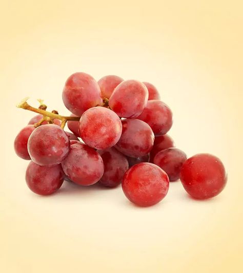 14 Proven Health Benefits Of Red Grapes + Nutritional Value Grape Juice Benefits, Grapeseed Oil Benefits, Fruits Benefits, Grapes Benefits, Foods For Clear Skin, Holiday Challenge, Fruit Health, Fruit Health Benefits, Grape Recipes