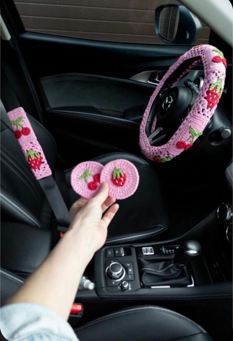 Pink Seatbelt Cover, Car Theme Ideas For Car, Granny Square Wheel Cover, Pink Crochet Steering Wheel Cover, Crochet Car Trashcan, Crochet Pattern Car Accessories, Cute Pink Car Interior, Strawberry Car Interior, Strawberry Car Decorations