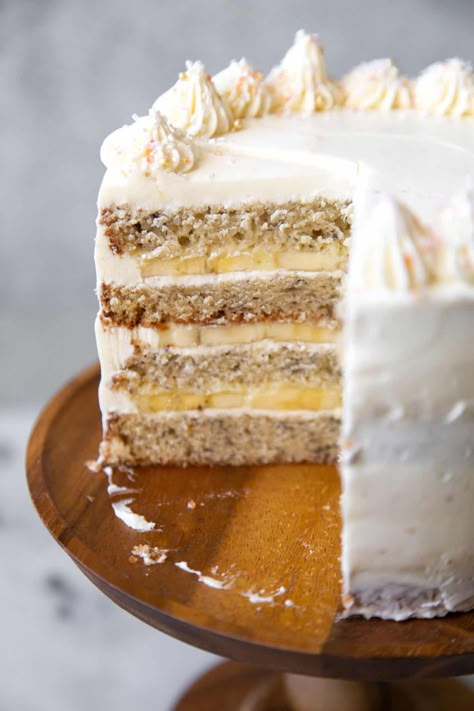 Banana Cream Cake - The Little Epicurean Banana Birthday Cake Recipe, Vanilla Banana Cake, Chocolate Cake With Banana Filling, Banana Cream Cake Recipe, Banana Filling For Cake, Banana Cake Filling, Banana Torte, Banana Pastry Cream, Pastry Cream Cake