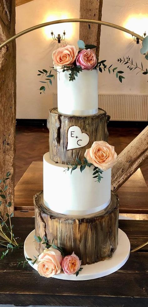 Woodland-inspired Wedding Cake Ideas : White & Wood Effect 4 Tiers Enchanted Forest Cake Ideas, Stump Wedding Cake, Enchanted Forest Cake, Forest Wonderland, Cake Tree, Wedding Cake Tree, Woodland Theme Wedding, Enchanting Forest, Wedding Cake Ideas