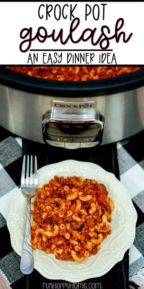 Goolosh Recipe, Crock Pot Goulash, Autumn Vegetables, Goulash Recipe, Easy Crockpot Dinners, Goulash Recipes, Crockpot Dishes, Recipes Slow Cooker, Crock Pot Slow Cooker