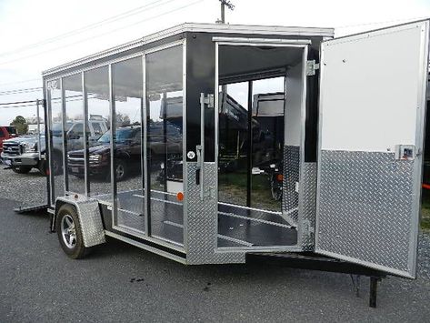 Coin Floor, Mobile Boutiques, Mobile Fashion Truck, Mobile Beauty Salon, Truck Conversion, Container Art, Mobile Barber, Barbershop Ideas, Food Vans