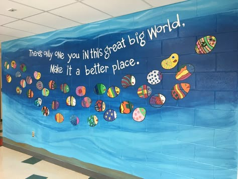 Only One You Activities, Ocean Classroom Decor, Ocean Bulletin Board, Under The Sea Classroom, Beach Theme Classroom, Ocean Theme Preschool, Ocean Classroom, Summer Bulletin Boards, Ocean Theme Classroom