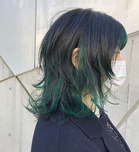 Green Hair Streaks, Green Hair Color Ideas, Underdye Hair, Black And Green Hair, Green Hair Color, Dark Green Hair, Green Hair Dye, Dip Dye Hair, Hair Color Underneath