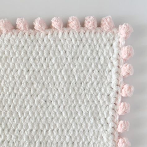 Crochet Edge For Dishcloth, Crochet Bobble Stitch Edging, Dot Crochet Border, Bobble Stitch Crochet Border, Bobble Edge Crochet, Bobble Border Crochet, Bernat Blanket Border Crochet, Crochet Bobble Edging, Crochet Border Stitches