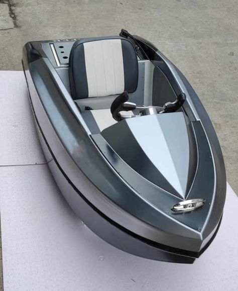 Mini Jet Boat, Small Jet Boats, Speed Boats Racing, Jet Boats For Sale, Personal Jet, Boat Luxury, Luxury Jets, Make A Boat, Jet Boat