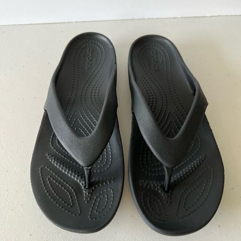 CROCS Womens Black Kadee II Shoes Sandals Flip Flops Thong Iconic Comfort. Croc Flip Flops Woman, Crocs Flip Flops, Black Crocs, Holiday Wardrobe, Sandals Flip Flops, Crocs Shoes, Flip Flop Sandals, Mens Flip Flop, Phoenix