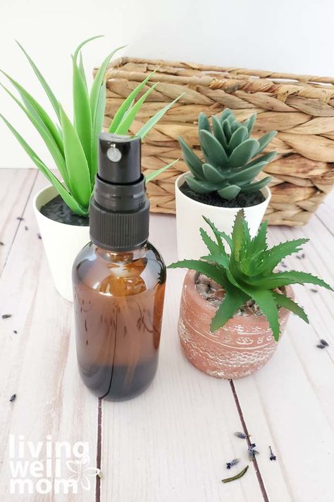 There are so many homemade essential oil products that work so much better from spray bottles. This DIY will teach you how to make an essential oil spray that you can customize with recipes for your home, body, and more. Air Freshener Diy Essential Oils, Essential Oil Spray Recipes, Diy Essential Oil Recipes, Homemade Essential Oil, Diy Air Freshener, Essential Oil Spray, Diy Essentials, Diy Essential Oils, Bath Soap