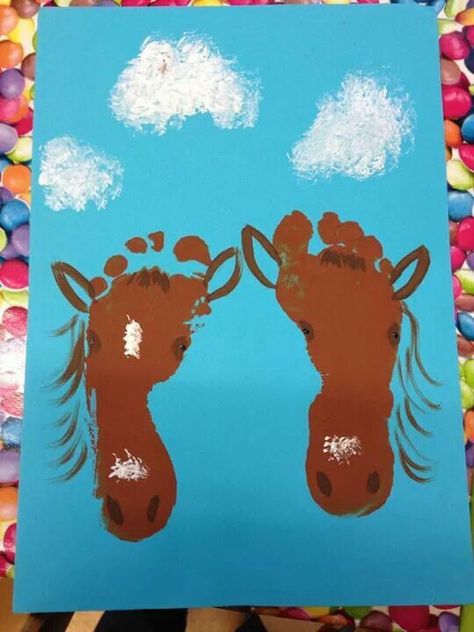 Foot Print Art, Infant Crafts, Infant Art, Print Crafts, Deco Champetre, Baby Art Projects, Footprint Crafts, Horse Camp, Horse Party