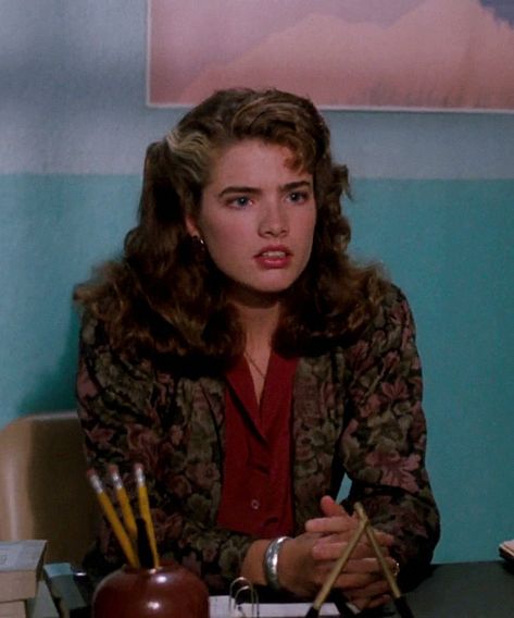 #nancy Heather Langenkamp, Nancy Thompson, Female Heroines, Dream Warriors, Movie Pictures, New Nightmare, A Nightmare On Elm Street, Retro Horror, Swag Girl Style