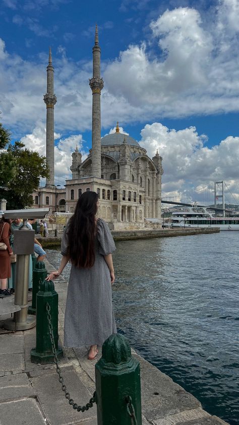 Istanbul Pictures Ideas, Turkey Picture Ideas, Turkey Instagram Pictures, Istanbul Picture Ideas, Istanbul Photo Ideas, Istanbul Aesthetic, Turkey Aesthetic, Istanbul Pictures, Photoshoot London