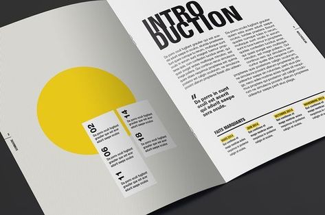 Editorial Design Layouts, Introduction Design, Magazine Page Layouts, Typographie Logo, Mises En Page Design Graphique, Magazine Layout Inspiration, Graphisme Design, Workbook Design, Editorial Design Layout