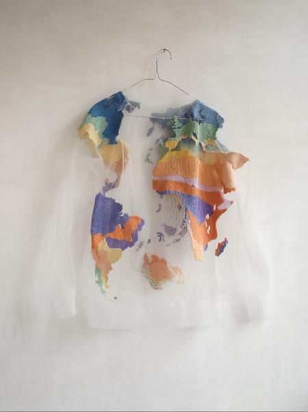 tumblr_m2y9qf9dhe1qb2im7o1_500 Pola Sulam, Design Textile, Fashion Details, Diy Fashion, Textile Art, White Shirt, Diy Clothes, Fiber Art, Sustainable Fashion