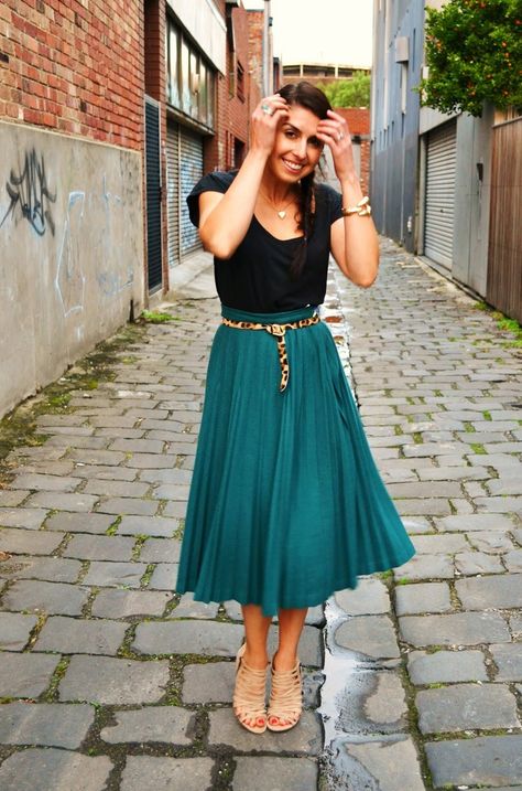 Teal Skirt, Teal Fashion, Sister Missionary, Australian Style, Modest Clothes, Melbourne Fashion, Boys Style, Strappy Shoes, Baby Blog