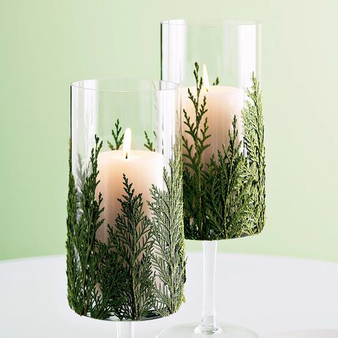 Fancy Candle Holders, Christmas Wedding Centerpieces, Evergreen Candle, Green Christmas Decorations, Fancy Candles, Candle Topper, Thanksgiving Decorations Diy, Christmas Centerpieces Diy, Winter Candle