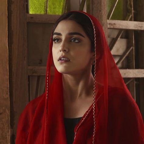 Mann Mayal, Bin Roye, Sigma Female, Drama Aesthetic, Pakistani Aesthetic, Pakistani Art, Desi Aesthetics, Maya Ali, Red Theme