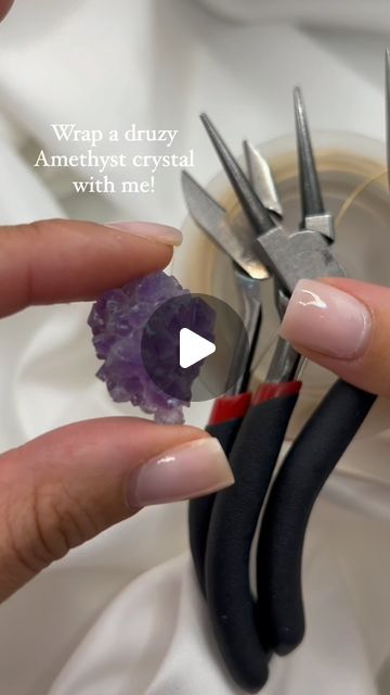 Wire Tutorials, Druzy Crystal, Amethyst Pendant, Post On Instagram, Druzy, Wire Wrapping, Crystal Healing, Beaded Jewelry, Amethyst