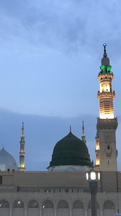 Medina Saudi Arabia, Madina Shareef, Mekka Islam, Al Madinah, Muslimah Photography, Makkah Madina, Medina Mosque, Quran Wallpaper, Qur'an Photography