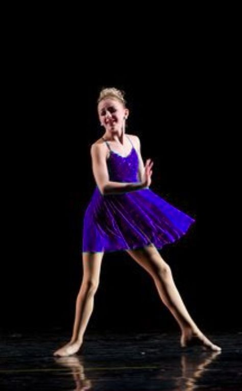 Chloe! her costume was originally light blue! I do color changes too :) Dance Moms Chloe Lukasiak, Chloe And Paige, Dance Moms Chloe, Dance Moms Costumes, Dance Moms Pictures, Famous Dancers, Dance Moms Dancers, About Mother, Dance Contest