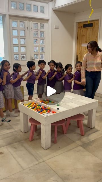 Kangaroo Kids Kanpur on Instagram: "“🌟 Check out how teachers are taking counting to the next level! From forward to backward, they’re making math fun, easy, and full of common sense! 🎉 #InnovativeTeaching #MathIsFun #CreativeEducators #bestpreschoolkanpur @bestpreschoolever #math #kangarookidskanpur #kangarookids" Counting Forward And Backwards Activities, Backward Counting Activities, Backward Counting, Kangaroo Kids, Counting Backwards, Preschool Furniture, Counting For Kids, Counting Games, How To Teach Kids