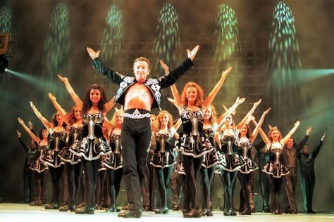 Michael Flatley celebrates 25 years of Lord of the Dance Michael Flatley, Lord Of The Dance, Lord Of, Irish Dancers, Dance Stage, Eurovision Songs, Folk Dance, Eurovision Song Contest, Stage Show