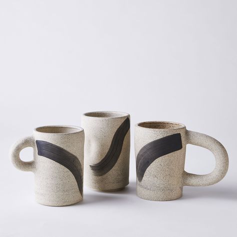 Best Coffee Mugs For Your Daily Caffeine Fix - IMBOLDN Minimalist Mug, Blueberry Buckle, Coffee Treats, Best Coffee Mugs, Espresso Makers, Pottery Crafts, Modern Japanese, Ceramics Pottery Art, Stoneware Ceramics