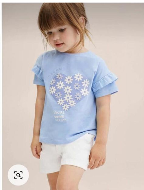 Blue Tshirt Outfit, Kids Tshirt Designs, Kids Dress Wear, Kids Tshirt, Girls Graphic Tee, Short Denim, Shirt Print Design, Kids Trend, Mango Kids