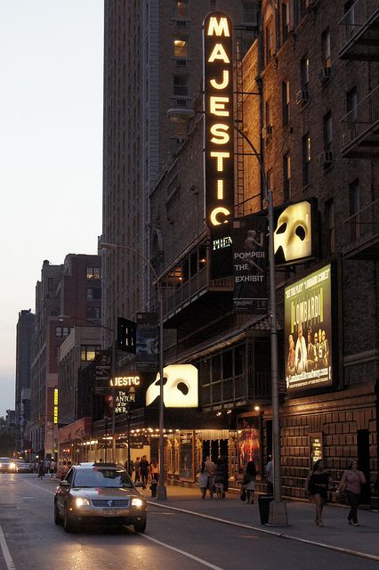 Phantom of the Opera ~ Majestic Theater, NYC ~ where I saw the longest running Broadway play New York Sightseeing, Radio Usa, Majestic Theatre, Trendy Music, A Night At The Opera, Music Of The Night, Broadway Plays, Theatre Life, Broadway Theatre