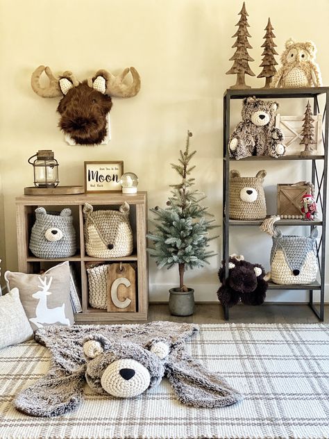 Aesthetic Nursery Ideas, Unisex Nursery Themes Woodland, Woodland Nursery Bookshelf, Woodland Storybook Nursery, Bison Themed Nursery, Woodland Theme Playroom, Baby Boy Nursery Woodland Theme, Nursery Ideas Outdoor Theme, Woodsy Nursery Gender Neutral