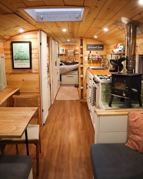 Tiny Mobile House, Camper Redo, Converted School Bus, Cargo Trailer Conversion, Bus Interior, Bus Living, Van Conversion Interior, School Bus Conversion, Diy Camper Remodel