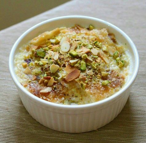 Om Ali - Egyptian Bread Pudding Egyptian Bread, Egyptian Desserts, Arabic Food Recipes, Lebanese Desserts, Arabic Sweets, Yummy Dessert, Spice Mix, Spice Recipes, Arabic Food