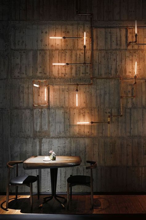 Raw Restaurant, Asia Restaurant, Minimalist Dekor, Interior Design Minimalist, Bar Design Awards, Restaurant Lighting, Deco Luminaire, Bar Interior, Sopot