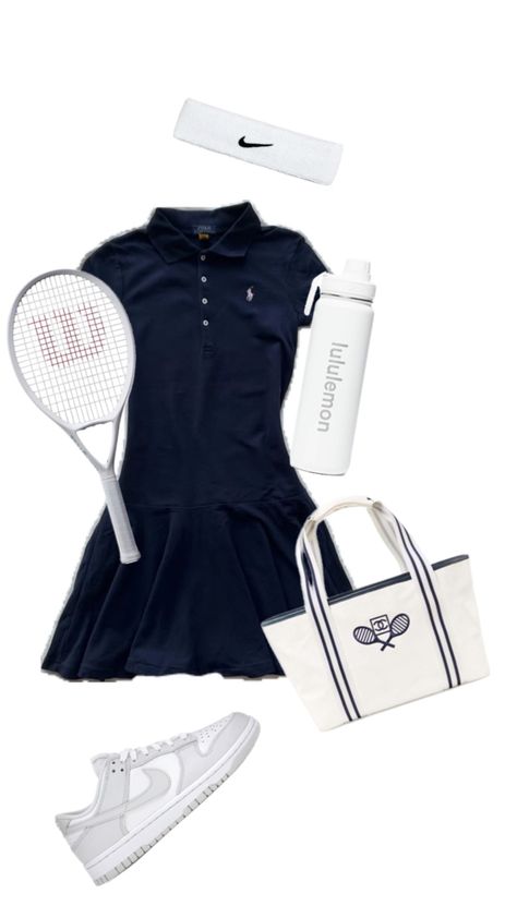 Ralph lauren tennis outfit 👟 White Tennis Outfit, Ralph Lauren Tennis, Tennis Outfit, Tennis Clothes, Navy White, Navy And White, Tennis, Ralph Lauren, Navy