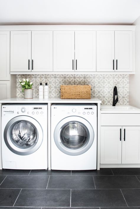 White Laundry Room Cabinets, White Laundry Room, Laundry Room Inspo, Transitional Laundry Room, Laundry Reno, Laundry Room Tile, Custom Laundry Room, White Laundry Rooms, Laundry Room/mud Room