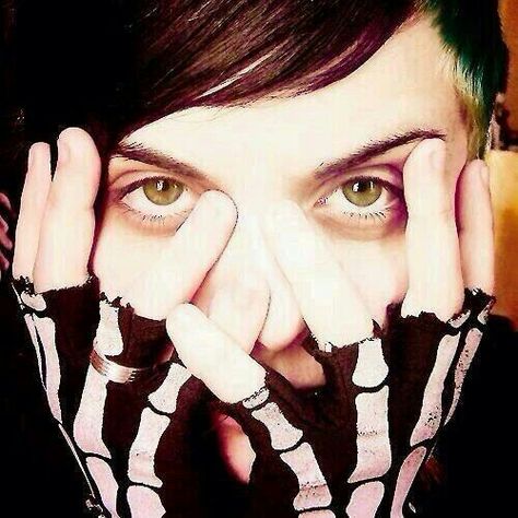 Frank Lero, Black Parade, Mikey Way, Frank Iero, Gerard Way, Pierce The Veil, Emo Bands, My Chemical, Fall Out Boy