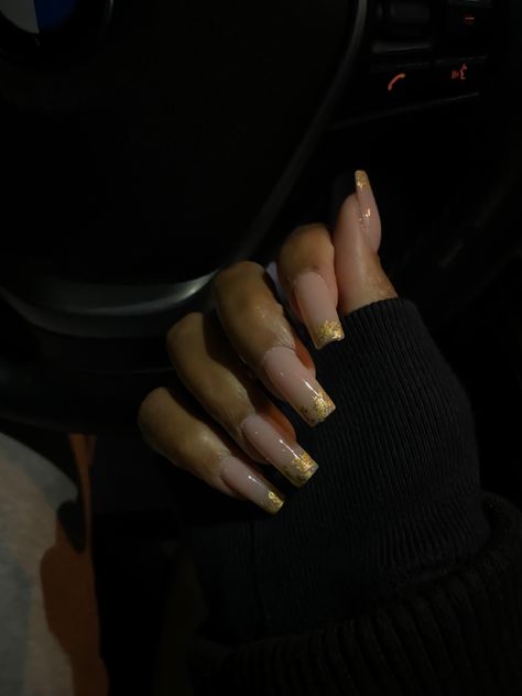 Nye Nail Ideas Square, Gold Accented Nail Inspiration, Gold Square Nails, Gold Foil Nails, Gold Tip Nails, Gold French Tip, Gold Accent Nail, Nye Nails, Gold Tips