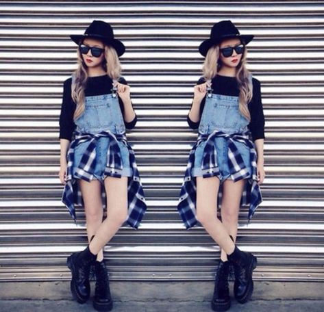 Flannel Outfit 3 Hipster Outfits Winter, Overall Shorts Outfit, 90s Fashion Overalls, Flannel Outfits Summer, Indie Outfits Aesthetic, Fashion Guys, Shorts Overalls, Overalls Denim, 90s Fashion Women